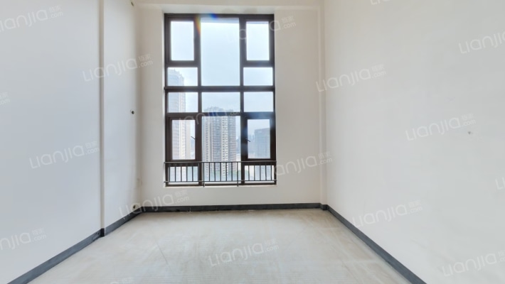 长嘉汇二期二手房实景图