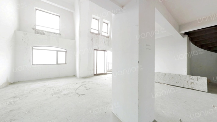 君庭领墅二手房实景图