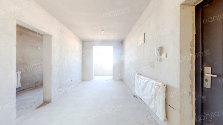 龙凤嘉苑二手房实景图