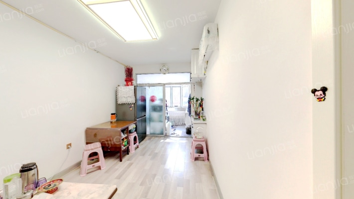 公交红旗小区南区二手房实景图