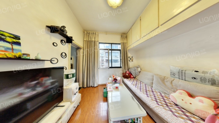 莲花社区二手房实景图