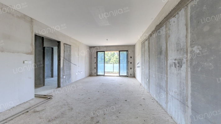 嘉辉豪庭四五期逸峯二手房实景图