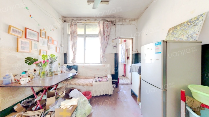 堤东街二手房实景图