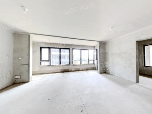 整租·财信筑和·尚书房 4室2厅 南/北