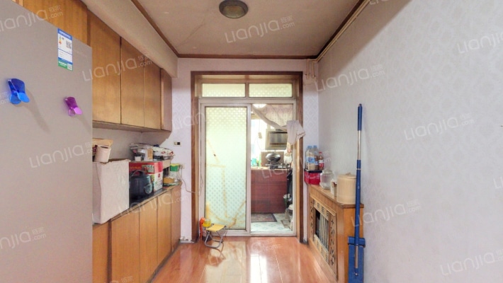 北何花园二手房实景图