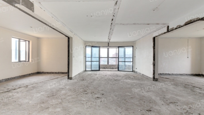 梅和名府二手房实景图