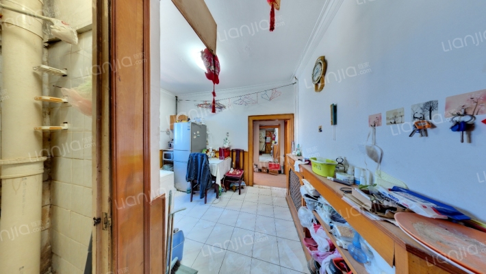 三戒里二手房实景图