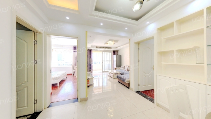 神州河畔景苑二手房实景图