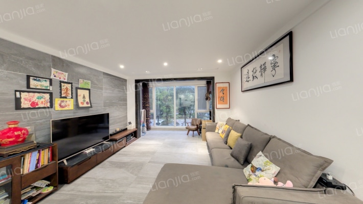 观山小区二手房实景图