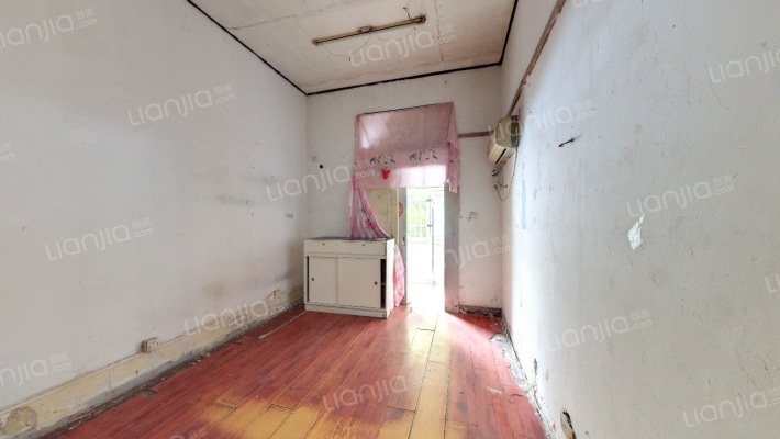 南天大楼二手房实景图