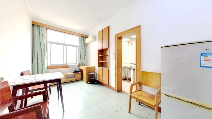 万松街航空社区二手房实景图