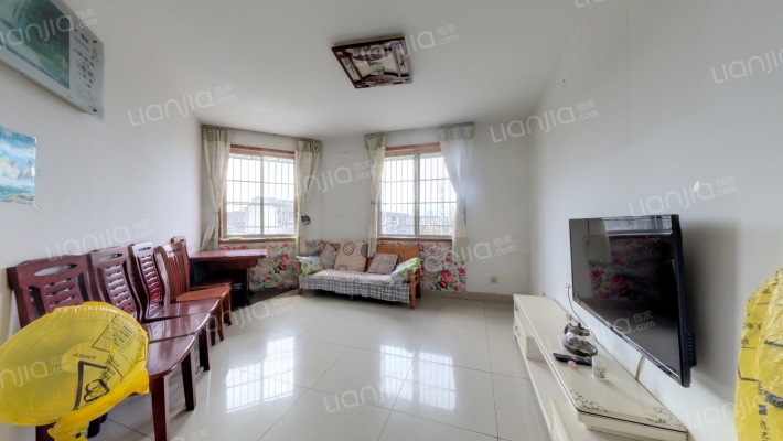 银杏公寓2期二手房实景图