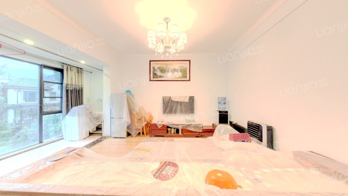 青霞山水卡伦德拉小镇二手房实景图