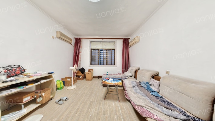 南头中学教师楼二手房实景图