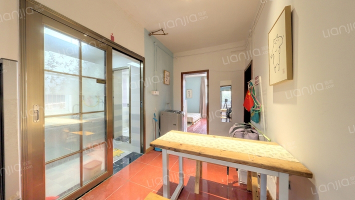 爵版街23号二手房实景图