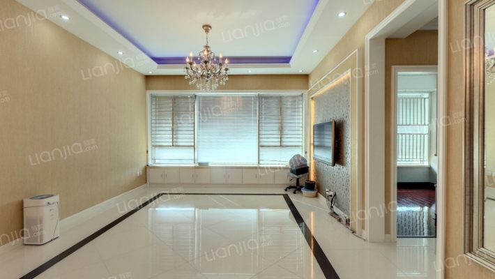 时代广场二手房实景图