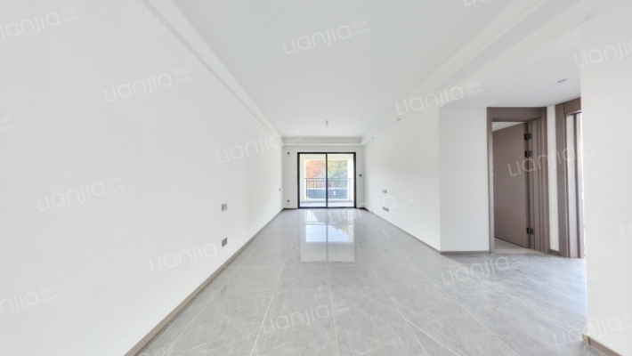 龙湖江与城二手房实景图