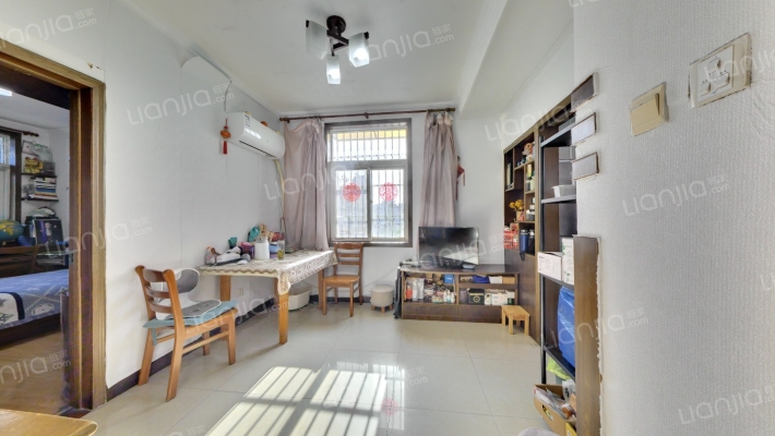 二轻局宿舍二手房实景图