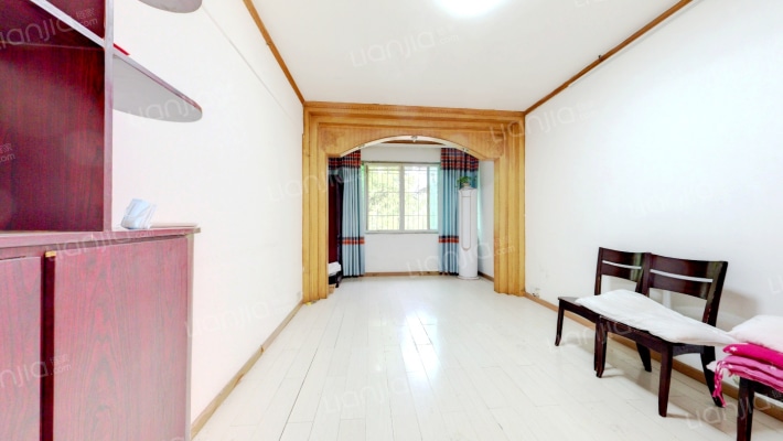 地质村二手房实景图