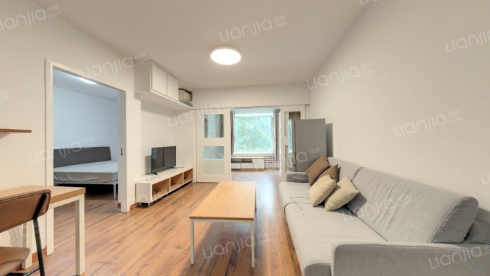 怡海花园富泽园二手房实景图