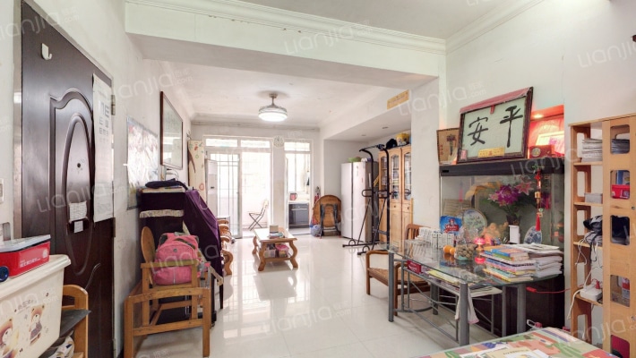 华景新城胜景楼二手房实景图