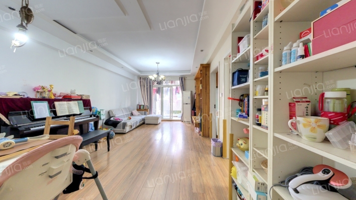 新世纪花园C区二手房实景图