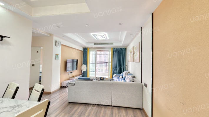 新鸥鹏凤凰城二期B区二手房实景图