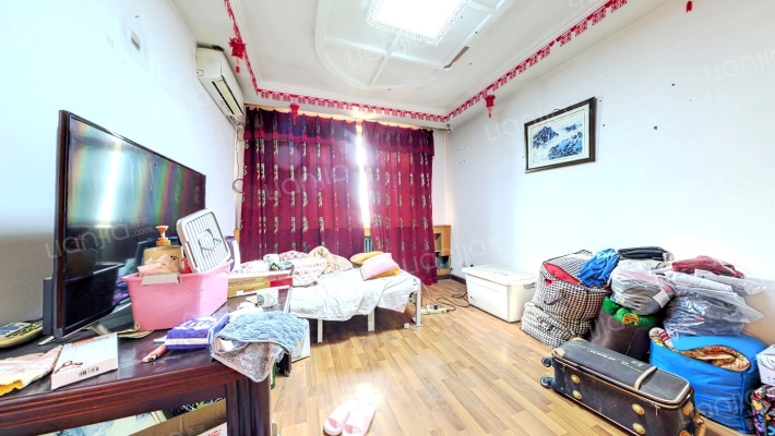 泳池路二手房实景图