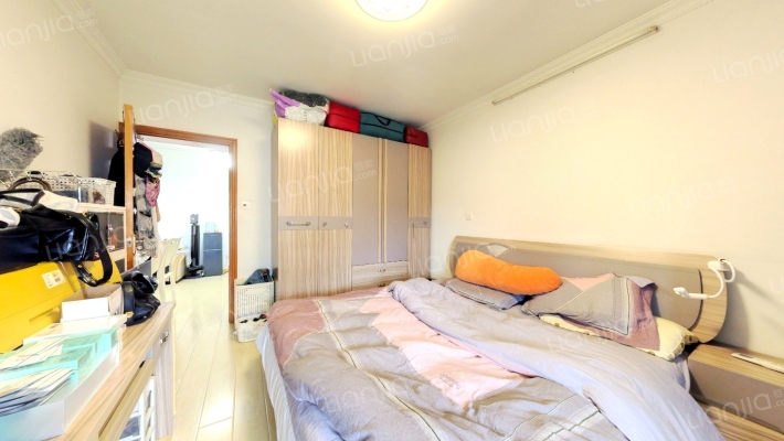 佳虹小区二手房实景图