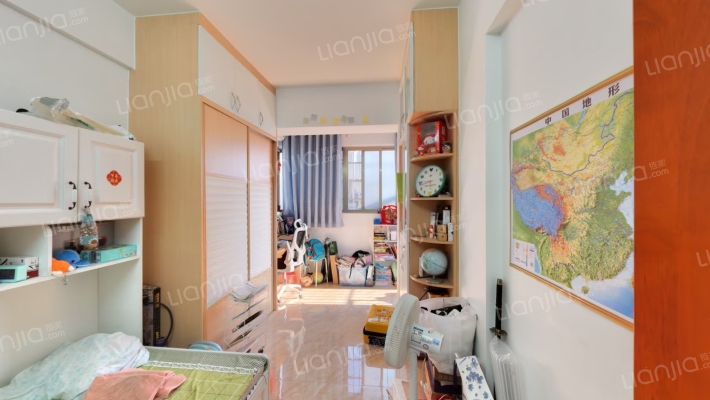 广信愉景大厦二手房实景图