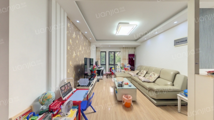 万达华府东苑二手房实景图
