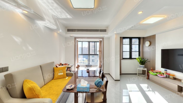 沙利港府二手房实景图