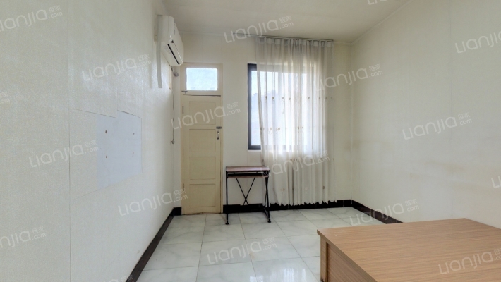 送变电家属院二手房实景图