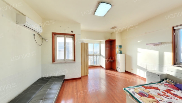 锋泛国际二手房实景图