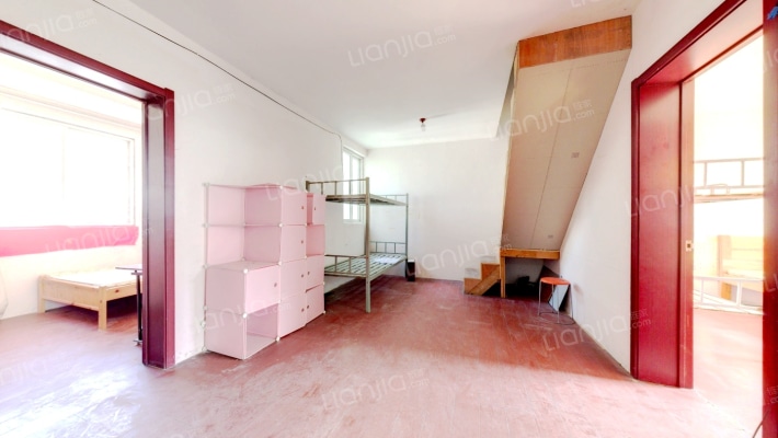 吴逸花园二手房实景图