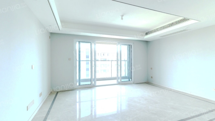 万科璞悦湖畔二手房实景图