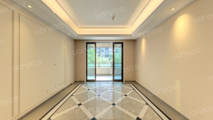 绿地新里城三期二手房实景图