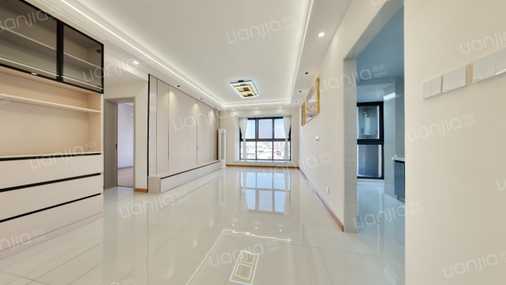 锦城名都二手房实景图