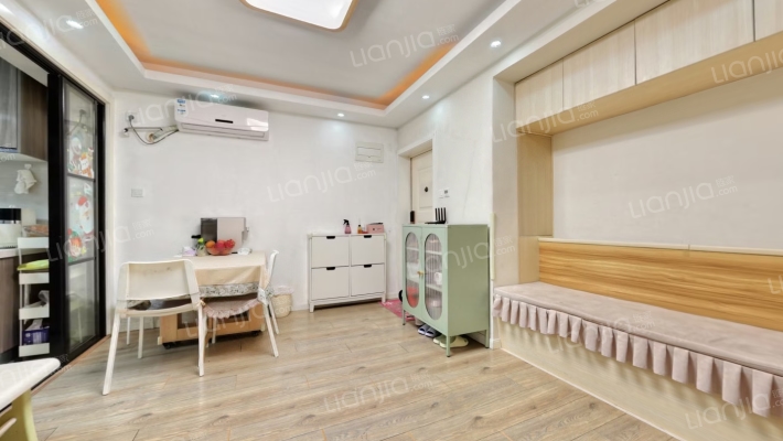 成山小区（成山路668弄）二手房实景图