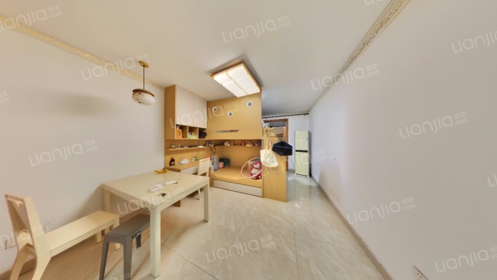 尚东国际花苑二手房实景图