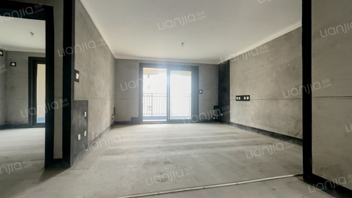 建业城君望东院二手房实景图