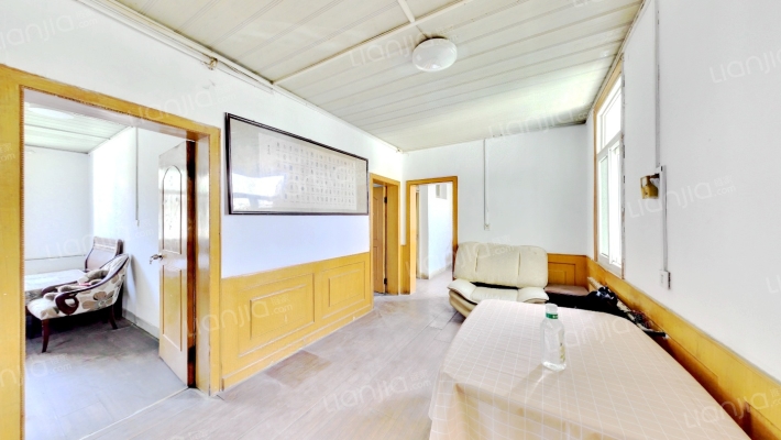 气象局宿舍二手房实景图