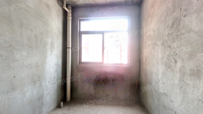 万家花城二手房实景图