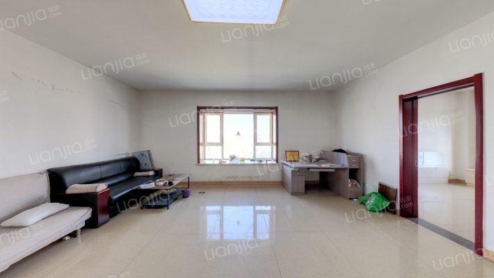 东太堡邮政综合楼二手房实景图