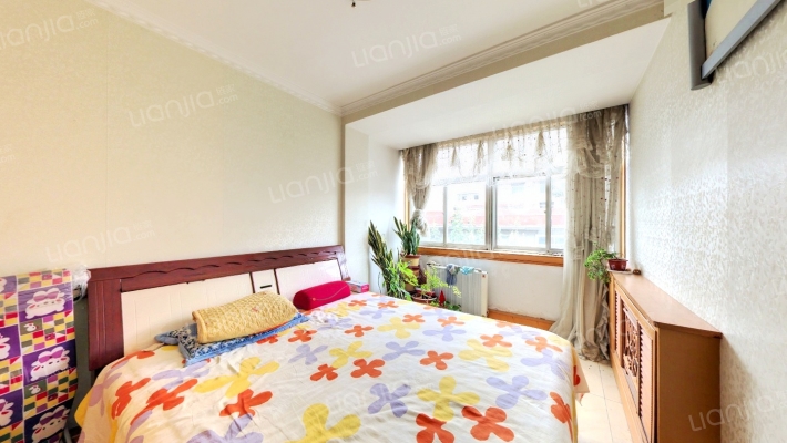 画河小区二手房实景图