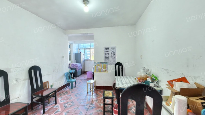 广播局家属院二手房实景图