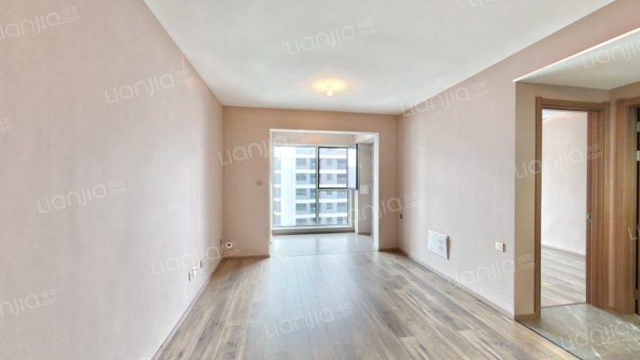 万科滨江都会（秀汐园）二手房实景图