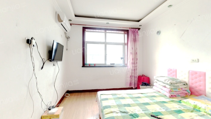 聚丙烯小区二手房实景图