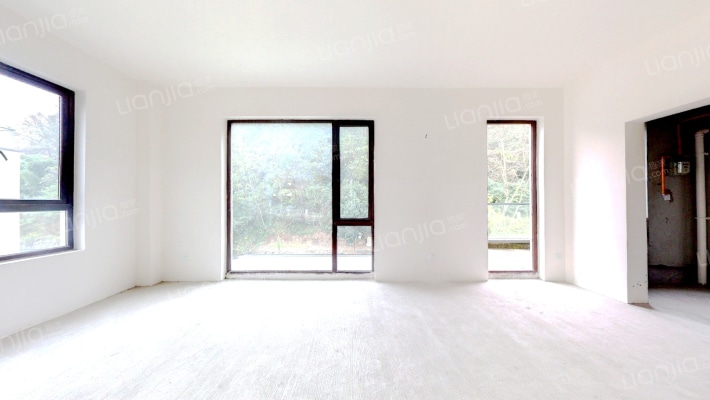 郡源山外山二手房实景图