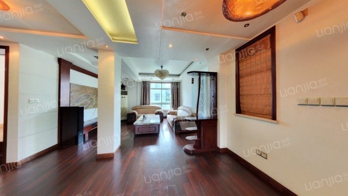 常青藤小城二手房实景图